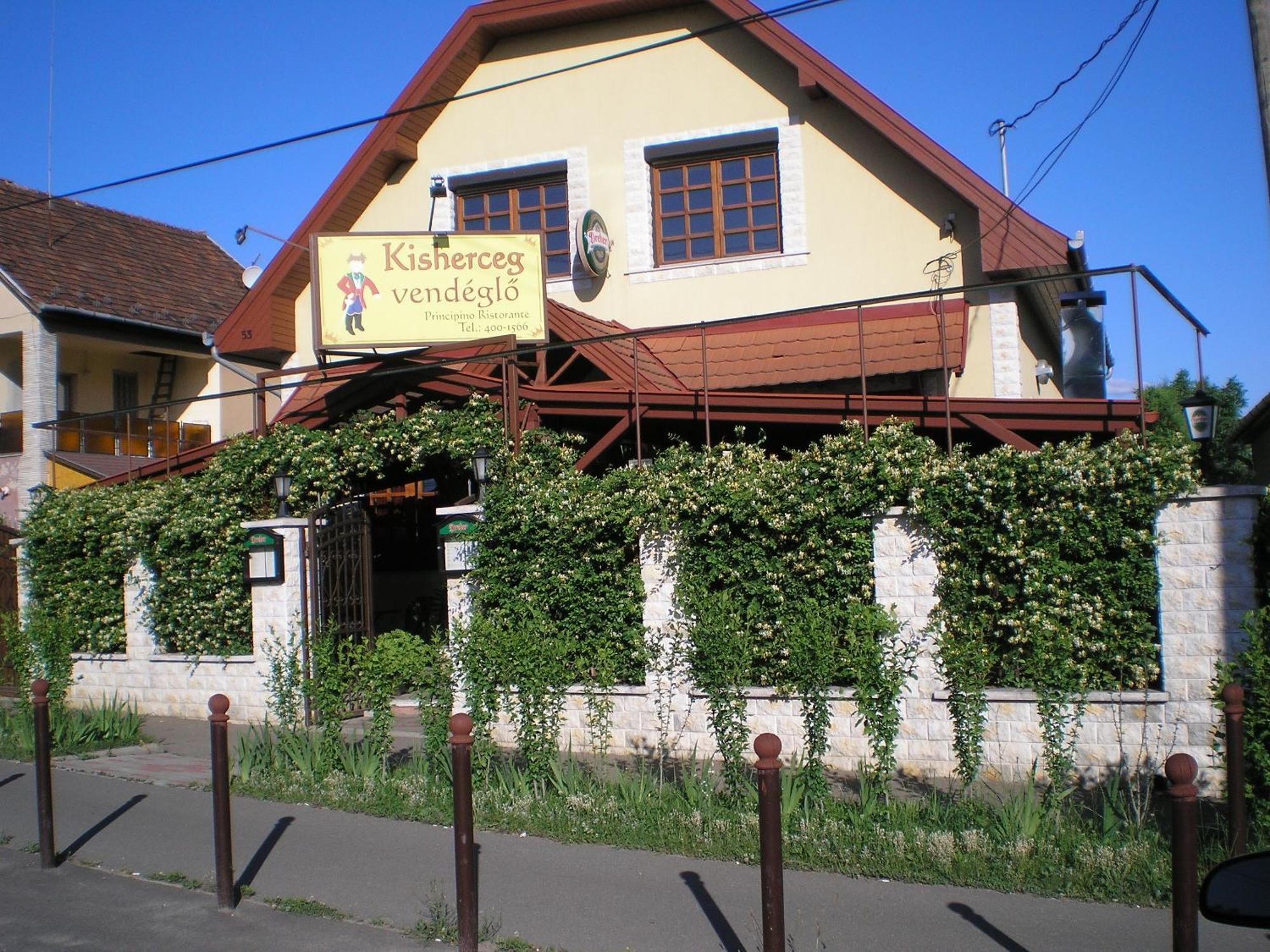 Kisherceg Szallashely Boedapest Buitenkant foto